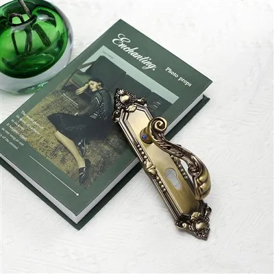 Schöner Außentürgriff im europäischen Stil